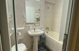 Apartament cu 3 camere, 61 mp, semidecomandat, Gara de Nord