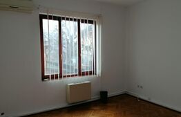 Casa sau spatiu comercial, 220 mp, 5 locuri de parcare, zona Complex Studentesc