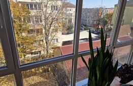 Apartament cu 3 camere, 69 mp, semidecomandat, Complexul Studentesc