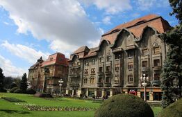 Apartament deosebit de 5 camere, 186 mp, piața Operei