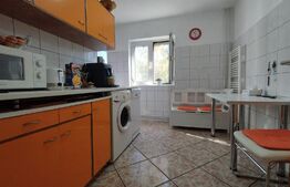 Apartament 3 camere, decomandat, etaj intermediar,zona Calea Aradului