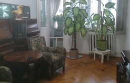 Apartament 3 camere, etaj intermediar, lift, zona Sagului