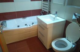Apartament de 3 camere, 68 mp, zona Aradului