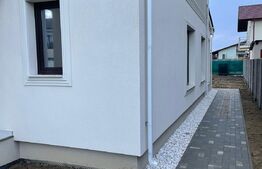 Duplex de 120 mp utili, teren 330 mp, Dumbravita!