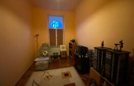 Apartament de 132 mp utili, parter inalt, cochet, in zona Neptun