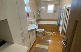 Apartament cu 3 camere, 70 mp, in Dambovita