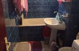 Apartament 3 camere semidecomandat, 67mp-Lipovei 