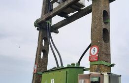 Investitie, ferma mare, vila, hale depozitare+9 Ha teren intravilan!