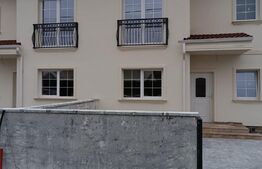 Duplex premium de vanzare,  4 camere, Ghiroda