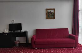 Cladire comerciala de 1700 mp, zona Sagului! 