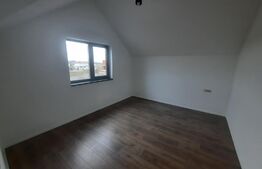 Duplex 3 camere, 88mp+terasa, 334mp teren, in Mosnita Noua