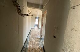 Apartament decomandat cu gradina, parcare, 3 camere în Giroc