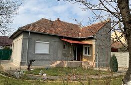 Casa  de 3 camere in Fratelia, teren 1100 mp