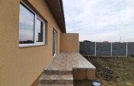 Duplex 3 camere, 73mp+ 15mp terasa, 300mp teren, in Mosnita Noua