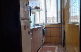Apartament 3 camere, 55mp, zona Sagului