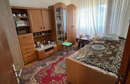 Apartament mobilat, 3 camere, decomandat, în zona Buziașului