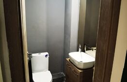 Apartament cu 4 camere, 2 bai, 2 balcoane, Ultracentral, garaj inclus