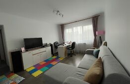 Apartament 3 camere, decomandat 54 mp 