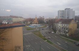 Apartament de 2 camere, decomandat, la 2 minute de Medicină