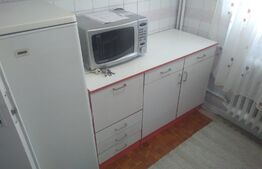 Apartament de 2 camere, decomandat, la 2 minute de Medicină