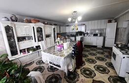 Ocazie! Casa de 600mp, teren 1050mp, zona Sagului