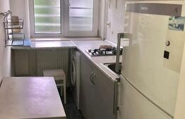 Apartament 3 camere, zona Stadion