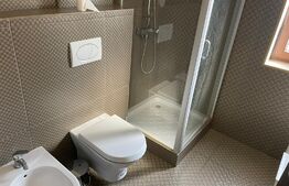 Casa cuplata cu garaj, 139 mp, 300 teren, Mosnita Noua!