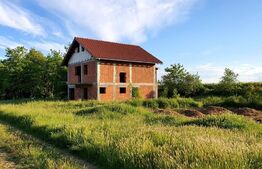 Casa individuala, 140 mp utili, 500 mp teren, Uliuc!