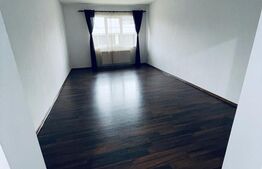 Ocazie, apartament cu 3 camere, 90,6 mp, la intrare în Ghiroda