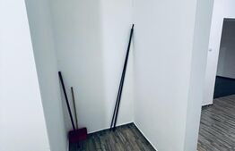 Ocazie, apartament cu 3 camere, 90,6 mp, la intrare în Ghiroda