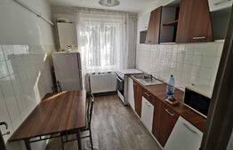 Apartament 3 camere, decomandat, zona Medicină