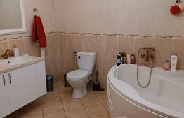 Casa individuala, 240 mp utili, 640 mp teren,  Dumbravita