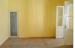 Apartament la casa, 70mp utili, terasa 16mp, boxa 20mp,Balcescu