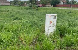 Teren intravilan, 3746 mp, front 48 ml, vatra satului Parta!