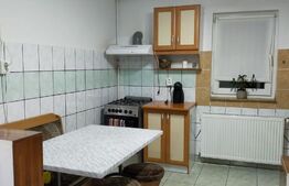 Apartament 3 camere, 75mp, etaj 4, zona Lipovei
