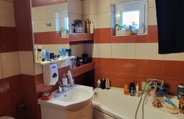 Apartament 3 camere, zona Torontalului 70 mp