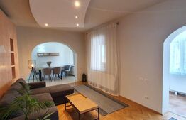 Apartament de 3 camere, 2 locuri de parcare, terasa, zona Centrala