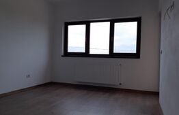 Ansamblu, bloc nou cu 6 apartamente+SAD, Giroc