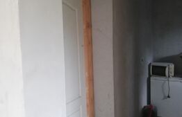 Casa individuala, 4 camere, 400mp teren in Remetea Mare