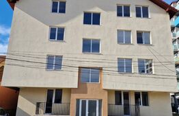 Cladire 12 apartamente, 4 spatii comerciale, 856mp,  Torontalului 