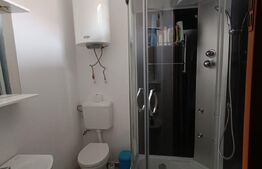 Casa 3 camere, 57 mp, la curte comuna, zona Semicentrala