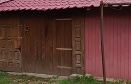 Casa 3 camere, 57 mp, la curte comuna, zona Semicentrala