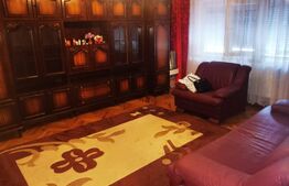 Apartament cu 3 camere, 72mp, decomandat, 2 bai, etajul 1, Calea Sagului