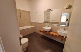 Apartament circular cu 5 camere, etaj intermediar, Ultracentral