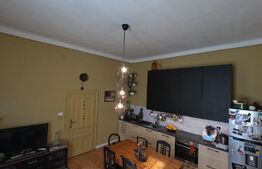 Apartament de 3 camere, cochet, 68mp, Central!