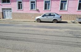 Casa 6 camere, curti-constructii 300mp, Exterior Sud/Oravita, jud. Caras Severin