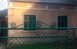 Casa 2 camere, 594 mp, zona Calea Sagului