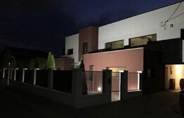 Casa individuala 7 camere, 345 MP, Dumbravita