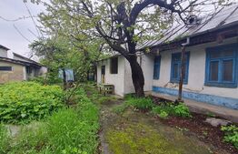 Casa demolabila, teren 640 mp, Braila