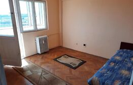 Garsoniera, 30 mp, Cetate